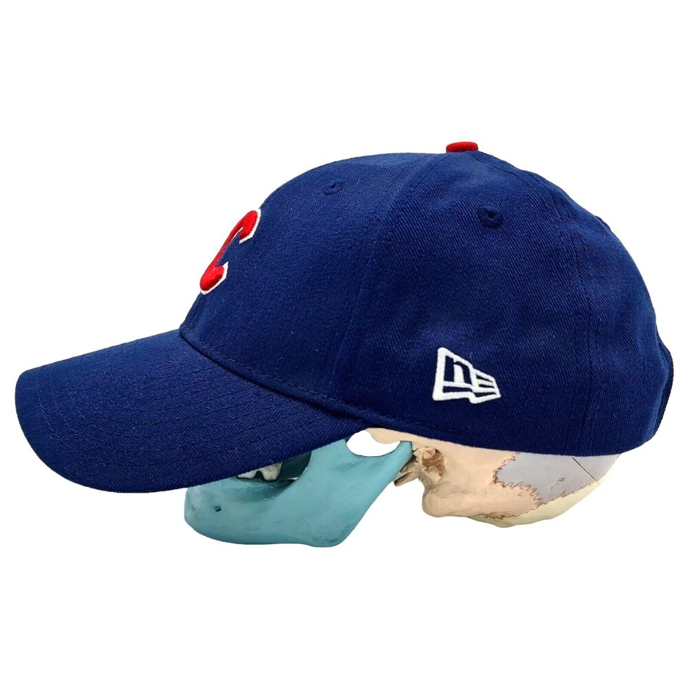 Clean New Era Chicago Cubs Blue Cap Hat Genuine Merchandise Acrylic/Wood Blend